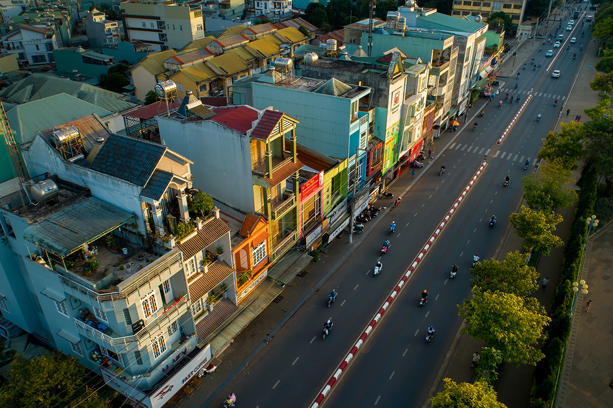 Thuê xe Pleiku - Nhà Xe Phong Vũ